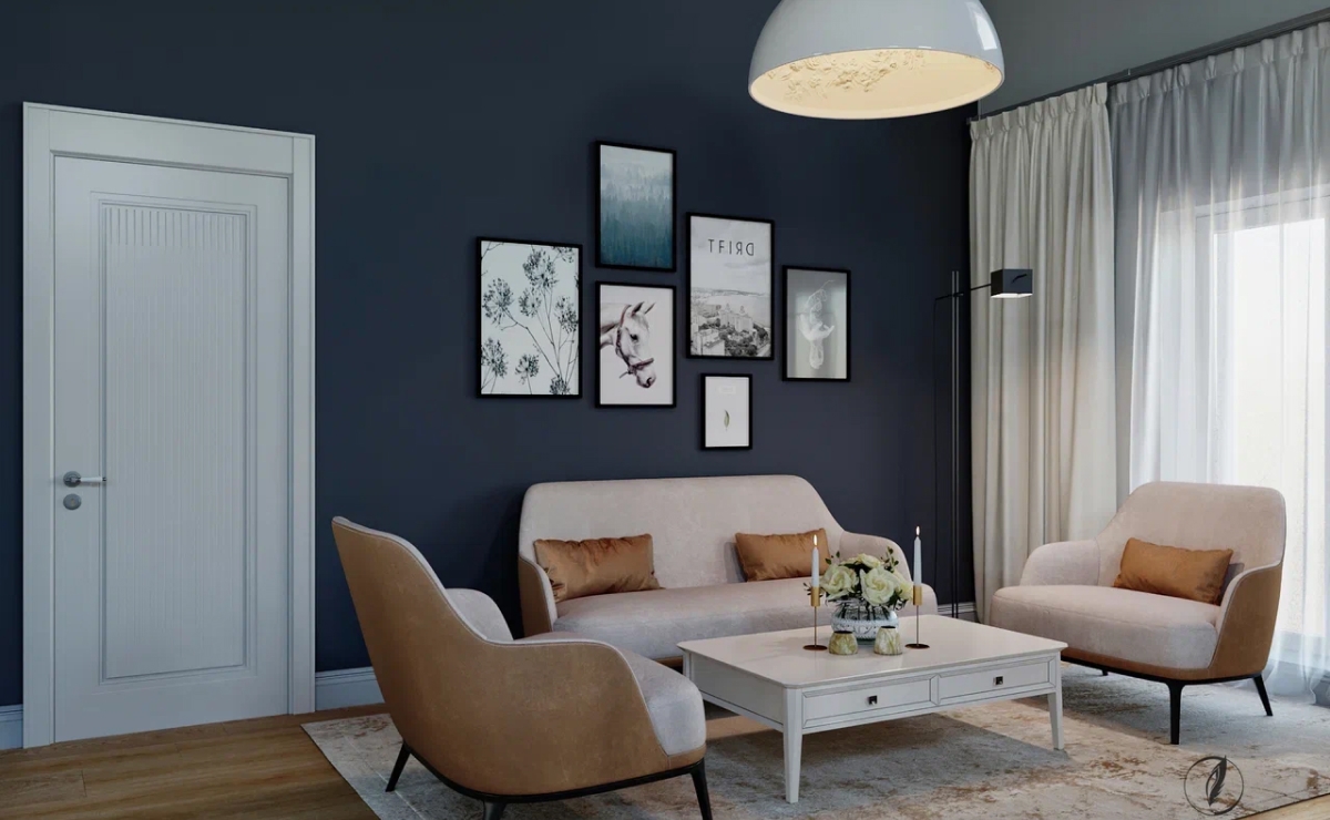 На первом этаже расположены гостиная, кухня столовая, хозяйственная зона (постилочная), гостевой санузел, спальня родителей с гардеробной, ванная комната, детская и гостевая комната. На втором – рабочий кабинет хозяина, комната старшей дочери и ванная комната.<br><br>

Стиль – современная классика. В проекте комбинировали покраску стен с обоями, разбавили однотонность акцентами, сочетание гипсовой лепнины с современными предметами. В дизайне интерьера эффектны цветовые акценты. Было предложено единое решение не только для жилой части, но и для входной группы, что позволило визуально объединить практически все пространство первого этажа в единое целое. В архитектуре и дизайне данного интерьера можно последить все богатство синего цвета – от густого темно-синего королевского цвета до спокойного льняного. Оттенки синего есть и в спальне, а стены одного из санузлов – насыщенного, сложного цвета. <br><br>

Дизайн интерьера этого дома не только современный, но и функциональный. Например, панели лестницы подсвечивают встраиваемые светильники в стену – Wever & Ducre STRIPE 2.2 белого цвета. Особенная гордость хозяев дома – камин Brunner Still Tunnel Lift 62/76. <br>
В этом проекте удалось создать функциональный, современный вариант частного дома, выполненный в современной классике, дома не напоказ, а для жизни, удобной и в то же время эффектной. 
